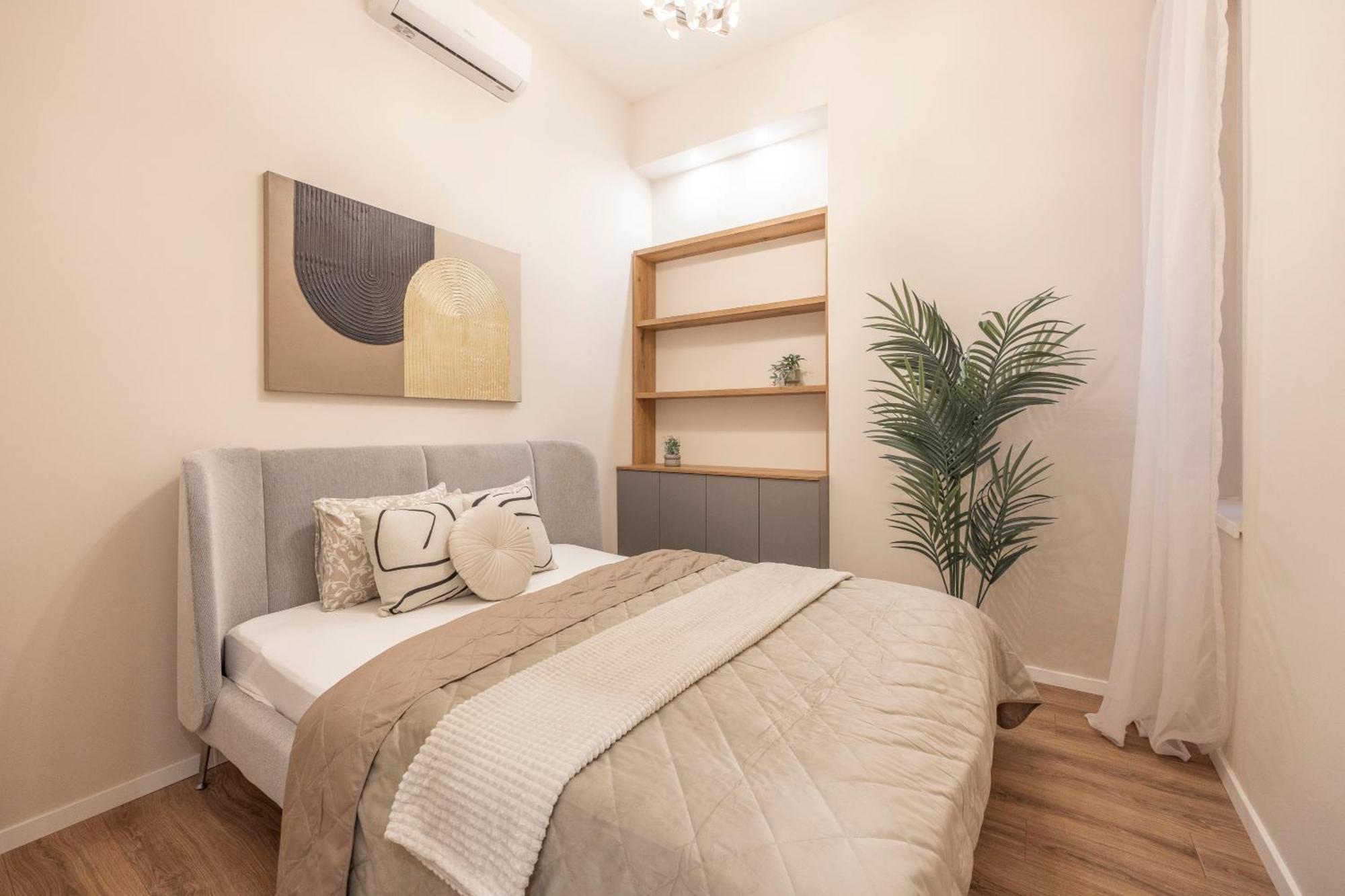 Exclusive Stylish Suite By Prestige Homes Next To The Oktogon Будапеща Екстериор снимка